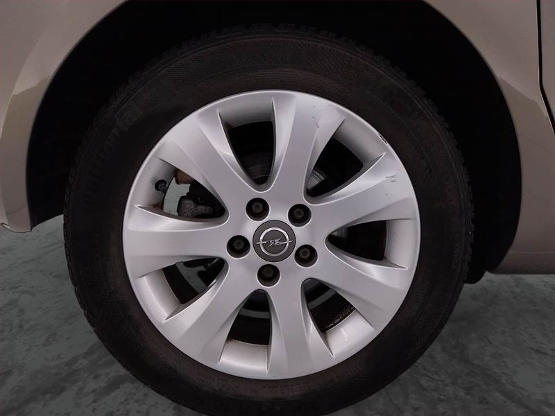 Opel Meriva (2014) 1.4 Turbo, Automat, Tempomat - fotka 15 z 21