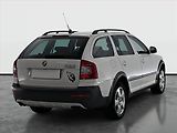 Škoda Octavia (2011) Scout 2.0 TDI, 4X4 - náhled 4