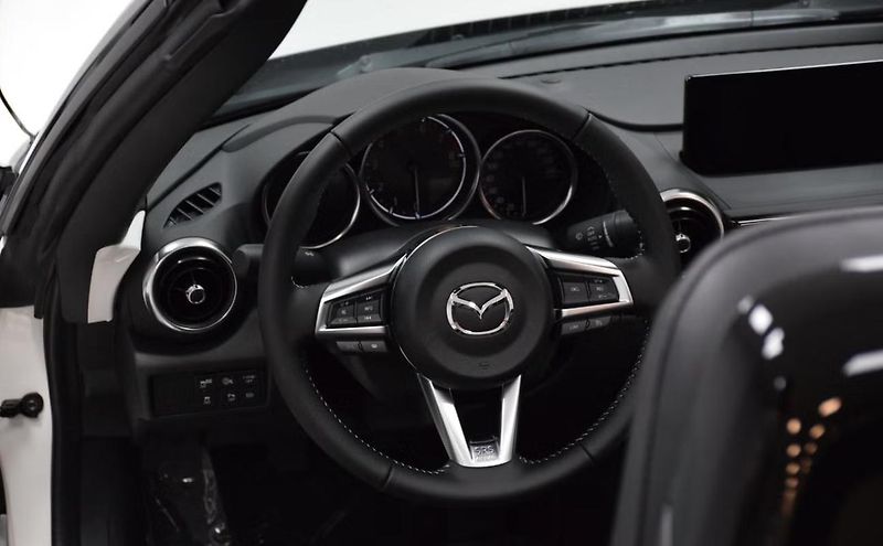 Mazda MX-5 1.5 SKY. Exclu. Line ND3 Kůže - fotka 5 z 24