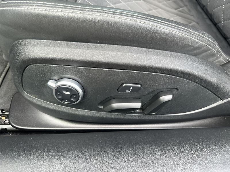 Audi S5 3,0TFSi, LASER, HEAD-UP,MASAGE - fotka 23 z 37