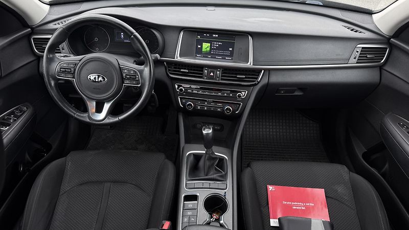 Kia Optima (2016) 1.7CRDI 104KW  - fotka 13 z 28