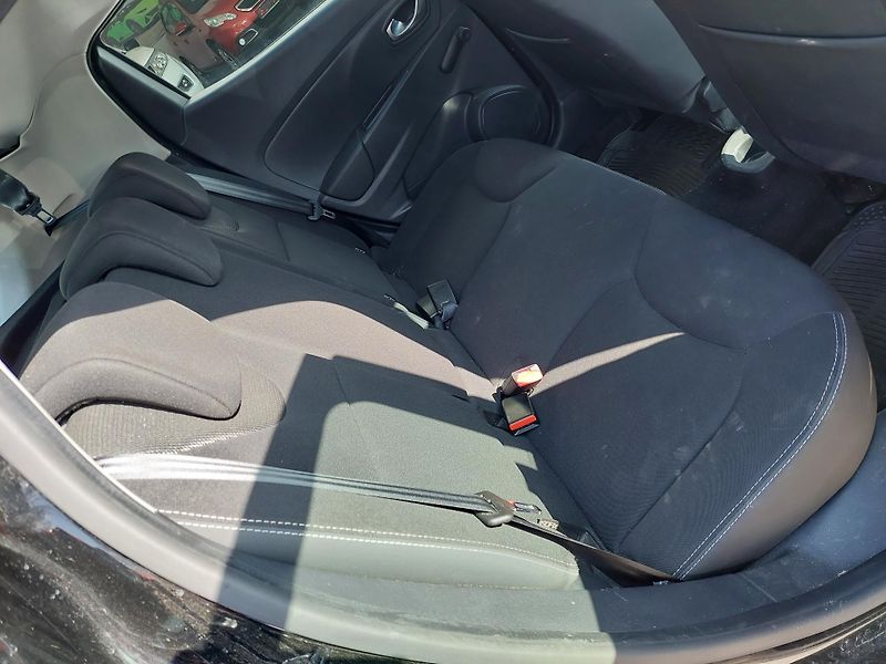 Renault Clio (2020) IV. Intens - fotka 19 z 25