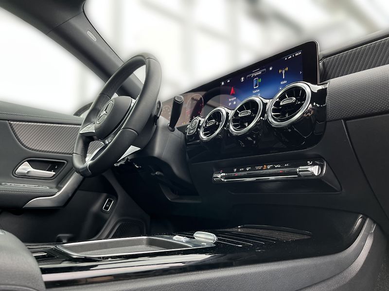 Mercedes-Benz CLA Třída 200 d kupé Progressive L - fotka 17 z 21