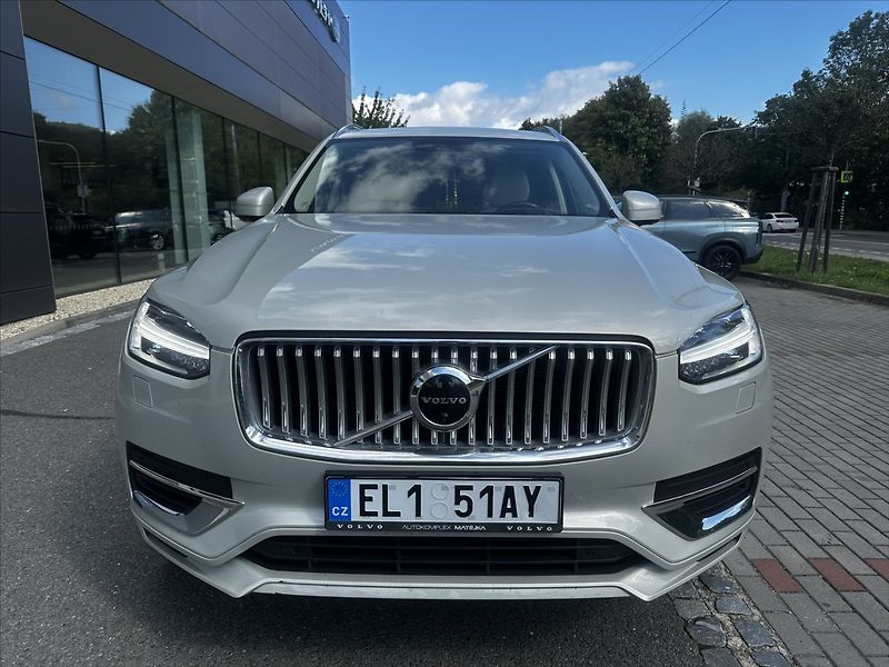 Volvo XC90 2,0 - fotka 4 z 21