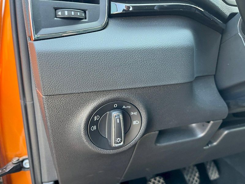 Škoda Karoq (2023) 1.5 TSI 110kW Style - fotka 7 z 28