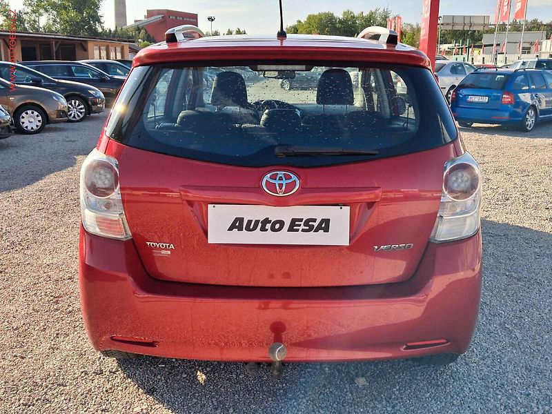 Toyota Verso (2011) 2.0, 2.maj,ČR, Navi - fotka 5 z 20