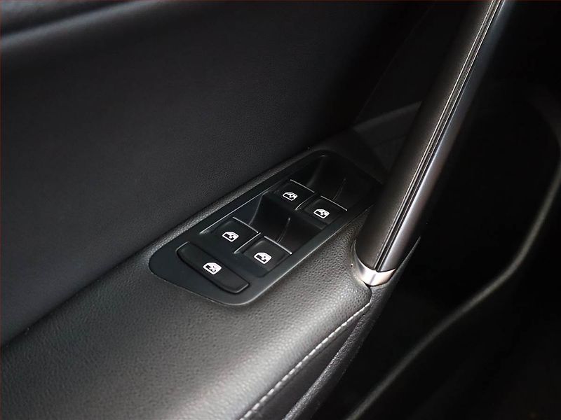 Volkswagen Golf (2015) 2.0 TDI GTD, Serv.kniha, Kůže - fotka 19 z 19