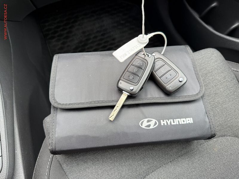 Hyundai i30 (2023) 1.0 T-GDi, ČR, Smart, LED - fotka 17 z 17