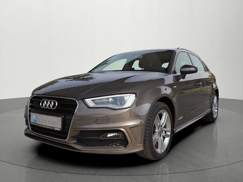 Audi A3 1.4TSI 110kW DSG Sline Xenon - fotka 1 z 26