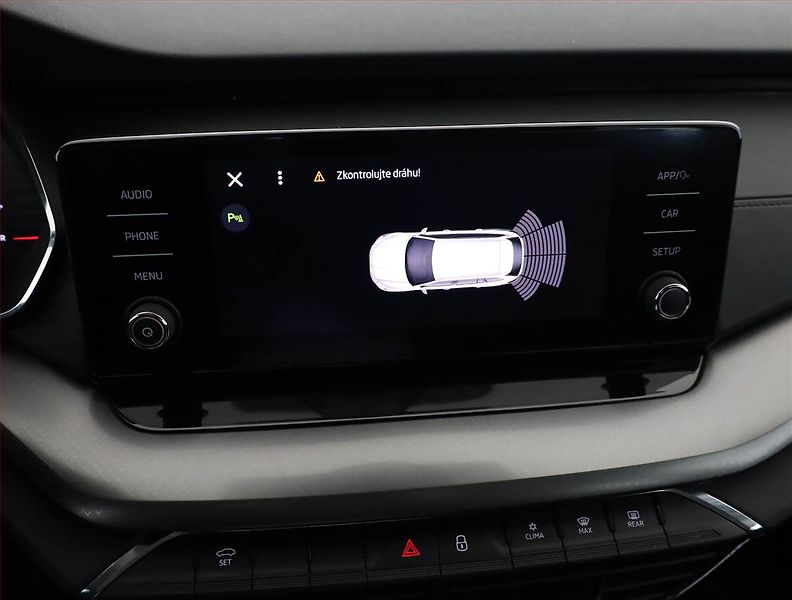 Škoda Octavia (2020) 2.0 TDI, Serv.kniha, Tempomat - fotka 14 z 18