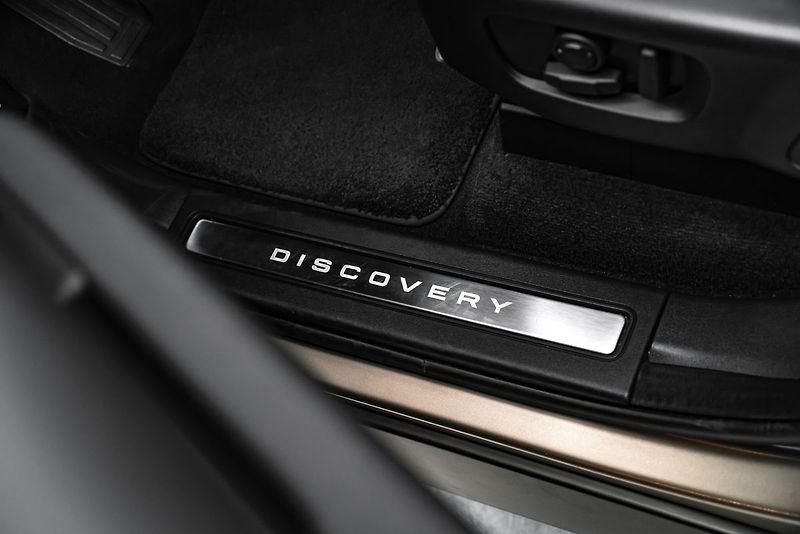 Land Rover Discovery CZ, 1.majitel, top stav - fotka 19 z 22