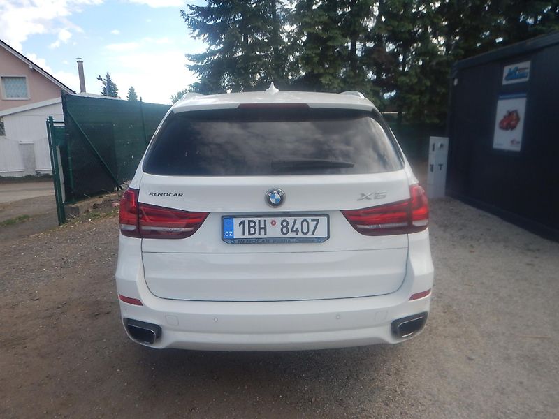 BMW X5 2.0 Biturbo 170 kw - fotka 4 z 11