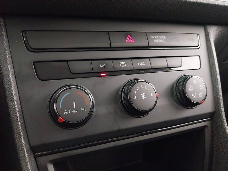 Seat Leon (2014) 1.2 TSI, Serv.kniha - fotka 13 z 18