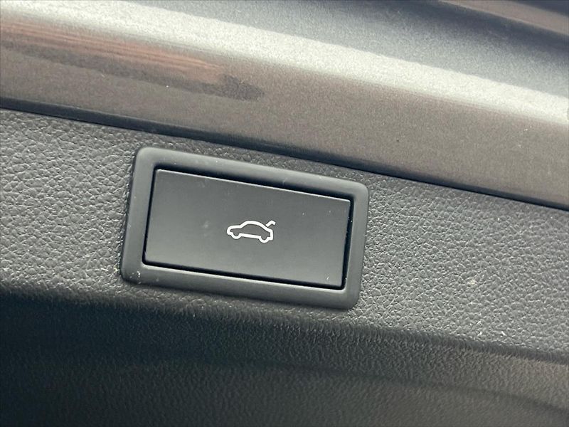 Škoda Octavia 1,5 TSi 110kW 7DSG MHEV TOP SE - fotka 24 z 27