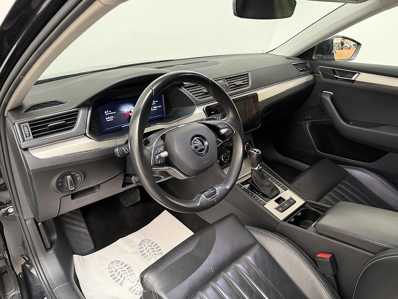 Škoda Superb 2.0 TDI 147kW L&K 4x4 DSG - fotka 5 z 16