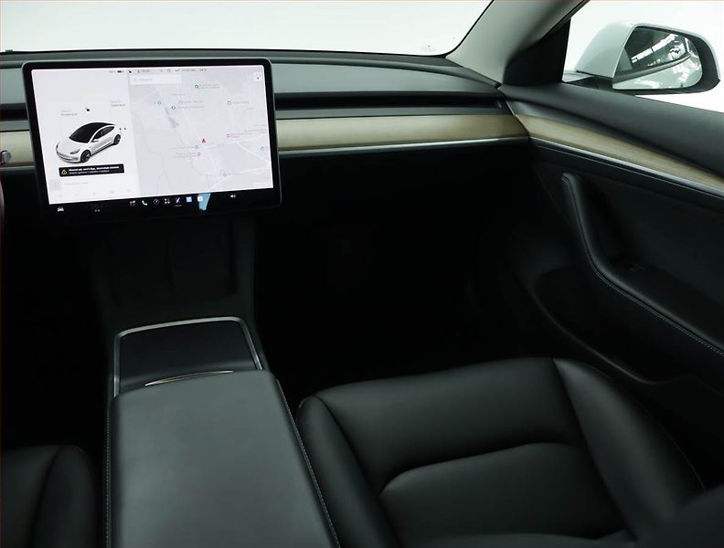 Tesla Model 3 (2021) Long Range 4WD 79kWh, SoH 91% - fotka 8 z 21