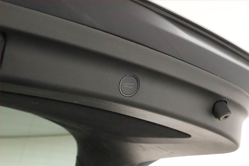 Tesla Model Y (2023) Long Range AWD 79kWh, SoH 92% - fotka 23 z 26