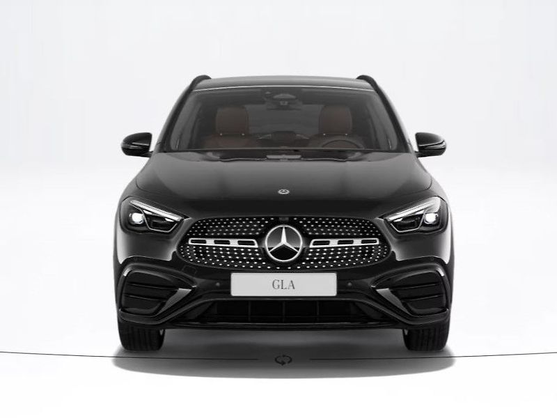 Mercedes-Benz GLA (2026) 200 d 4MATIC Edition 140 Years - fotka 2 z 9