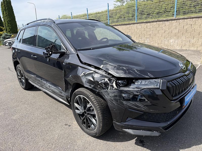 Škoda Karoq SPORT LINE 1,5TSi navi závěs  - fotka 3 z 22