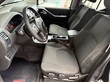 Nissan Navara 2,5 dCi 140kW,Hardtop,po servi - náhled 9