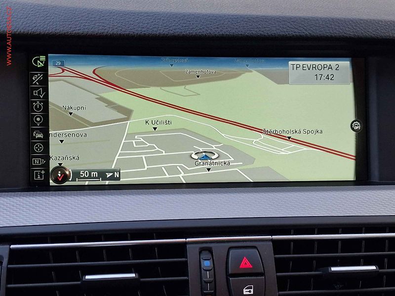 BMW Řada 5 (2013) 3.0 D 535d xDrive, ČR, AT - fotka 19 z 22