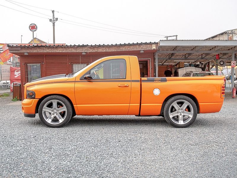 Dodge RAM (2004) 1500 Magnum Hemi GTX - fotka 9 z 44