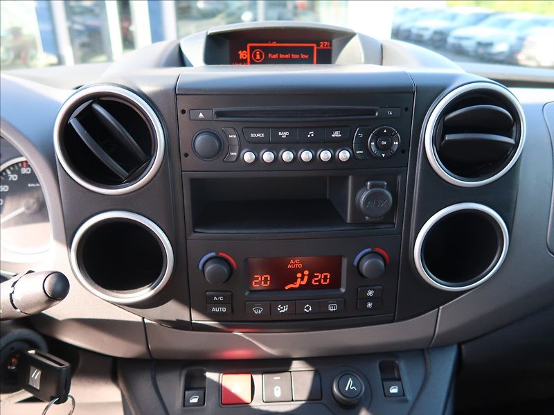 Citroën Berlingo 1,6 BHDi,73kW,NovéČR,Serv.kn. - fotka 14 z 25