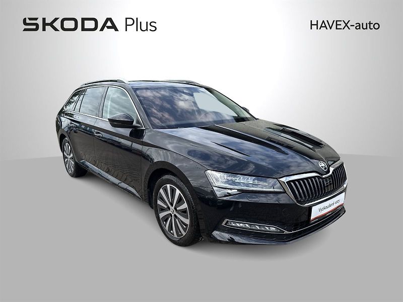 Škoda Superb (2023) Combi 2.0 TDI DSG Style - fotka 32 z 35