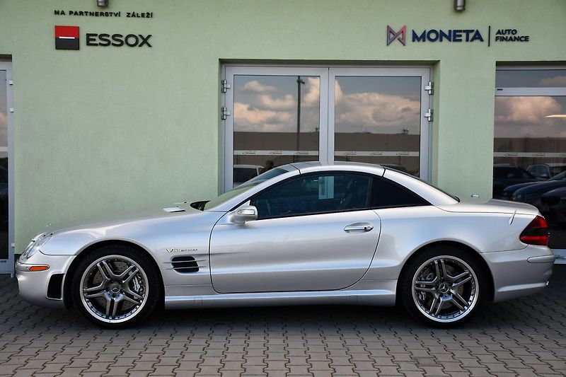 Mercedes-Benz SL 65 AMG V12 Anniversary Edition - fotka 13 z 41