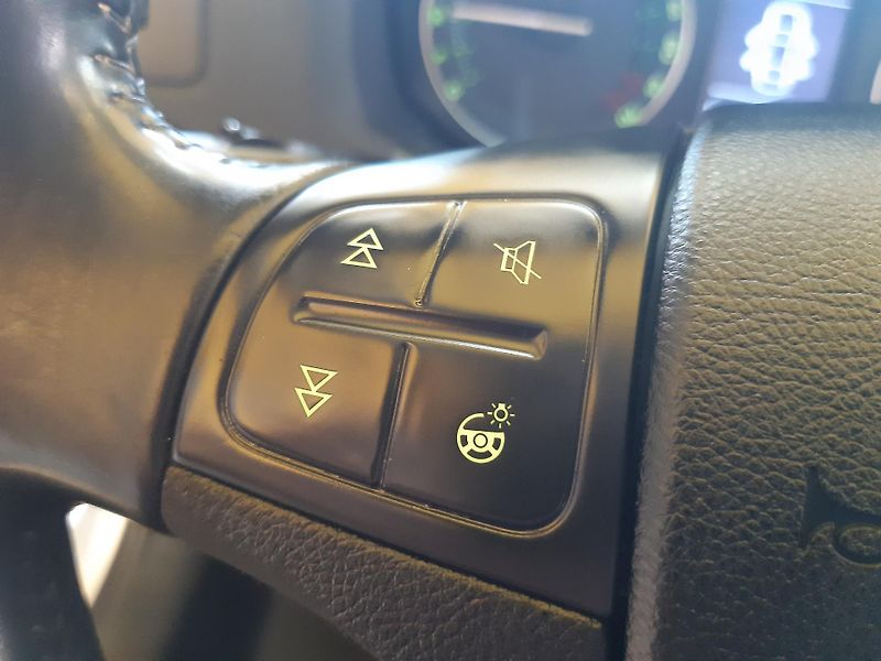 Škoda Octavia 1.6 MPI DIGIKLIMA vyhř.sedaky - fotka 13 z 22
