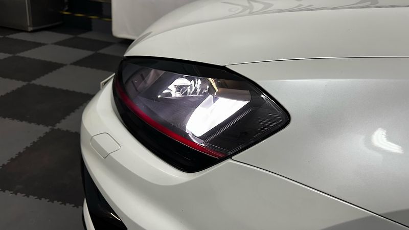 Volkswagen Golf RECARO / REMUS / TOP STAV - fotka 17 z 43