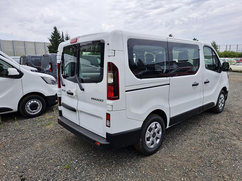 Renault Trafic (2026) L1 Equilibre 150k 6míst - fotka 5 z 17