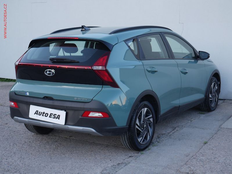 Hyundai Bayon (2022) 1.0 T-GDi, ČR, LED, AC - fotka 6 z 17