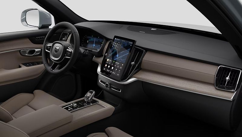 Volvo XC90 (2026) T8 PLUS BRIGHT +4SERVIS/ZÁRUKA - fotka 11 z 11