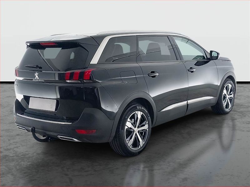 Peugeot 5008 (2018) 1.5 BlueHDi, 7 míst, Kůže - fotka 5 z 22