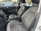 Volkswagen Golf Variant 2,0TDi Highline NAVI LEDMATRIX - náhled 27