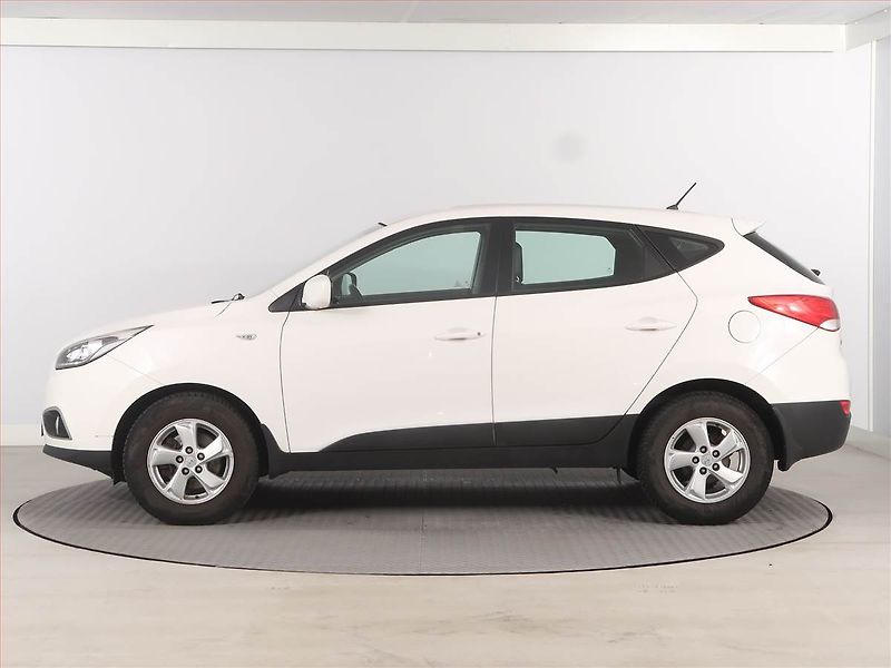 Hyundai ix35 (2015) 1.7 CRDi, Tempomat - fotka 3 z 17