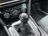 Volkswagen Passat (2015) 2.0 TDi, ČR, Highline, LED - náhled 16