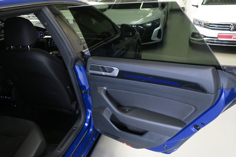 Volkswagen Arteon Shooting Brake (2021) 2.0 TSI 235kW BMT 4MOT DSG R - fotka 43 z 50