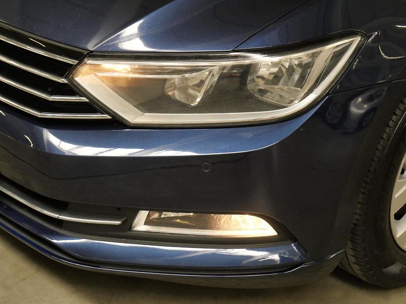 Volkswagen Passat - fotka 9 z 23