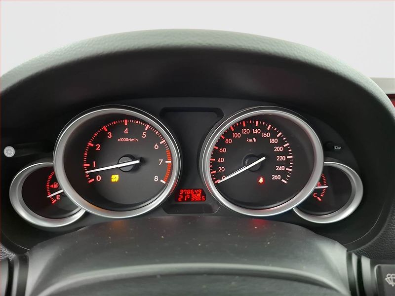 Mazda 6 (2008) 2.0, jezdí výborně - fotka 11 z 16