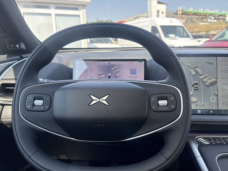Xpeng G9 (2026) AWD Performance Pro - fotka 4 z 14