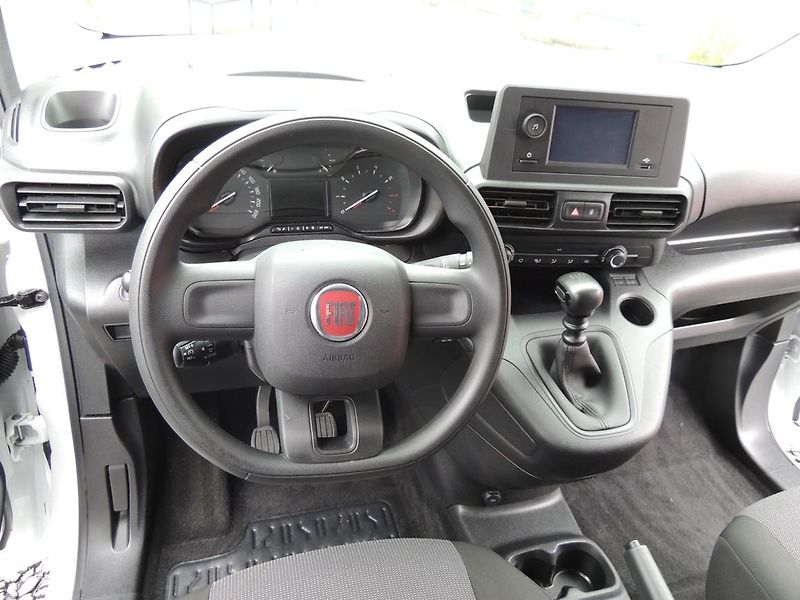 Fiat Dobló cargo (2023) 1.5HDi,L2,ČR,1.majitel - fotka 13 z 29