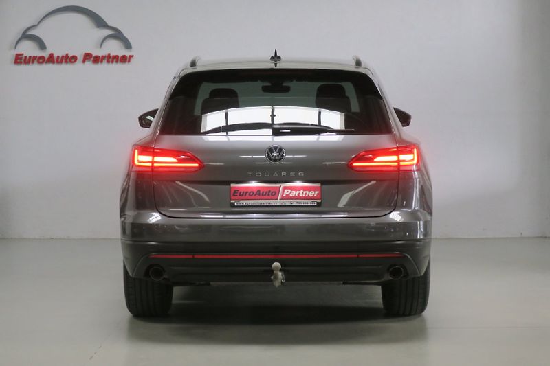 Volkswagen Touareg (2022) 3,0 TDI V6 ČR tažné 3,5t - fotka 3 z 50