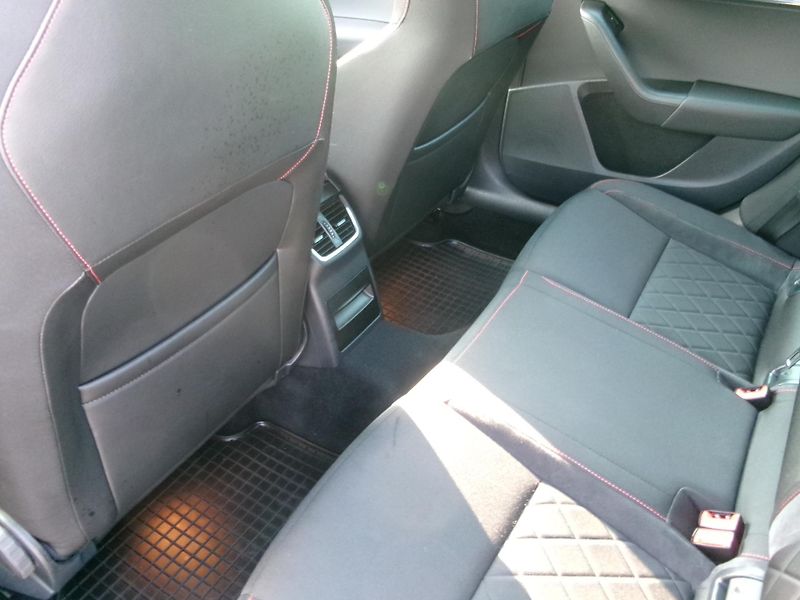 Škoda Octavia (2018) VRS 2,0TDI NAVI AC BT VÝHŘEV - fotka 13 z 29