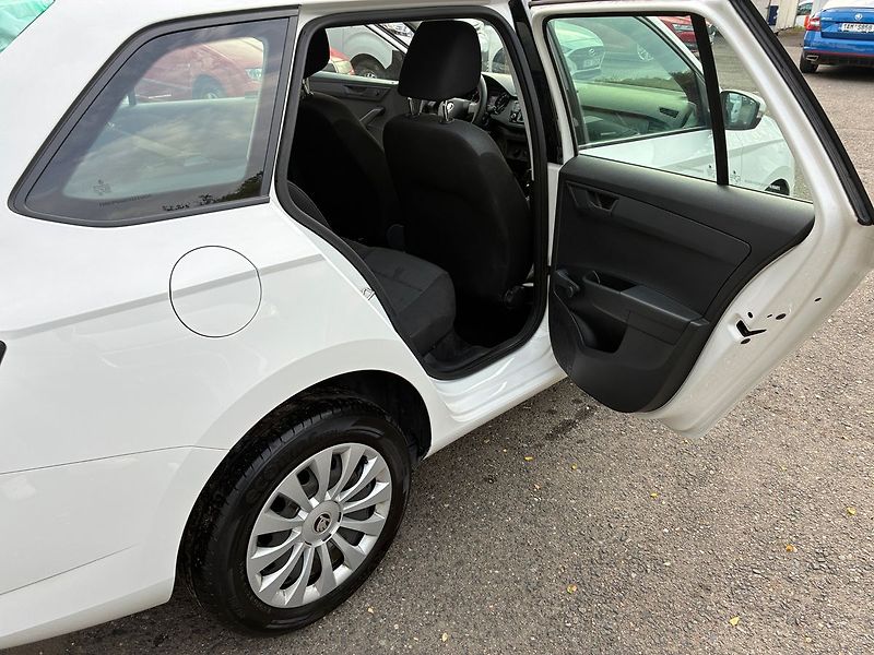 Škoda Fabia 1.0 TSi 70 kW ČR DPH - fotka 16 z 17