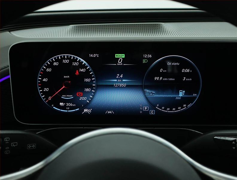 Mercedes-Benz EQC (2019) 400 4MATIC, SoH 94% - fotka 11 z 21