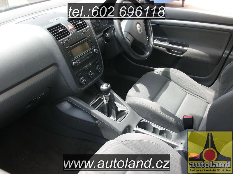 Volkswagen Golf (2005) VOLAT 602 696118 - fotka 6 z 9