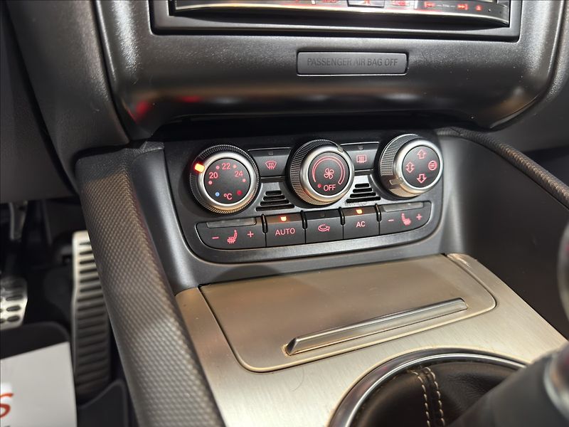 Audi TT 2,0   T211HP FL 3xS-LINE TOP - fotka 11 z 29