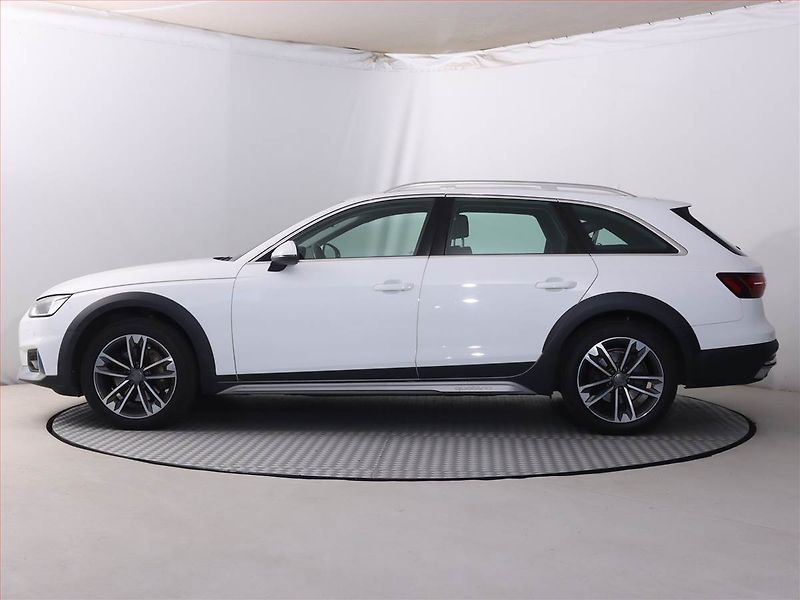 Audi A4 Allroad (2020) 40 TDI - fotka 3 z 23